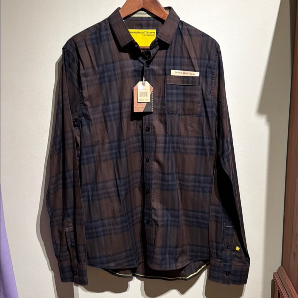 Descendants Of Theives by Dres Ladro L Men’s Shirt